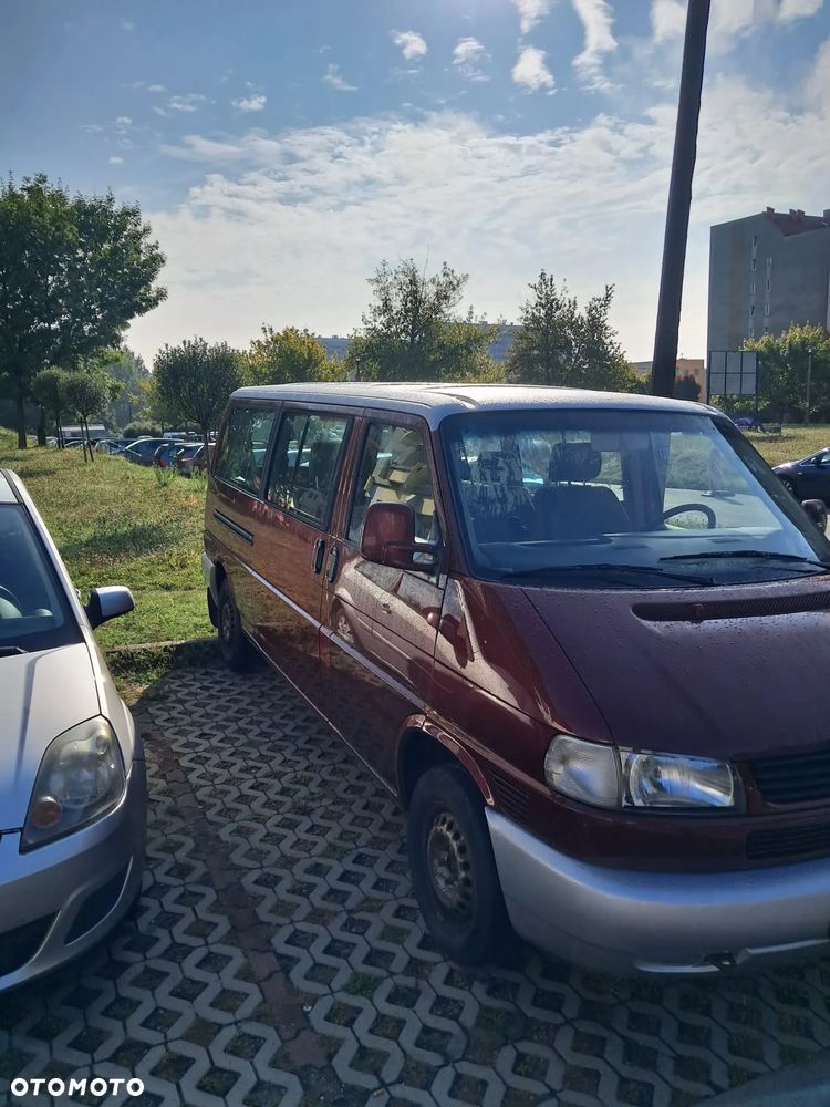 Volkswagen Caravelle - 4
