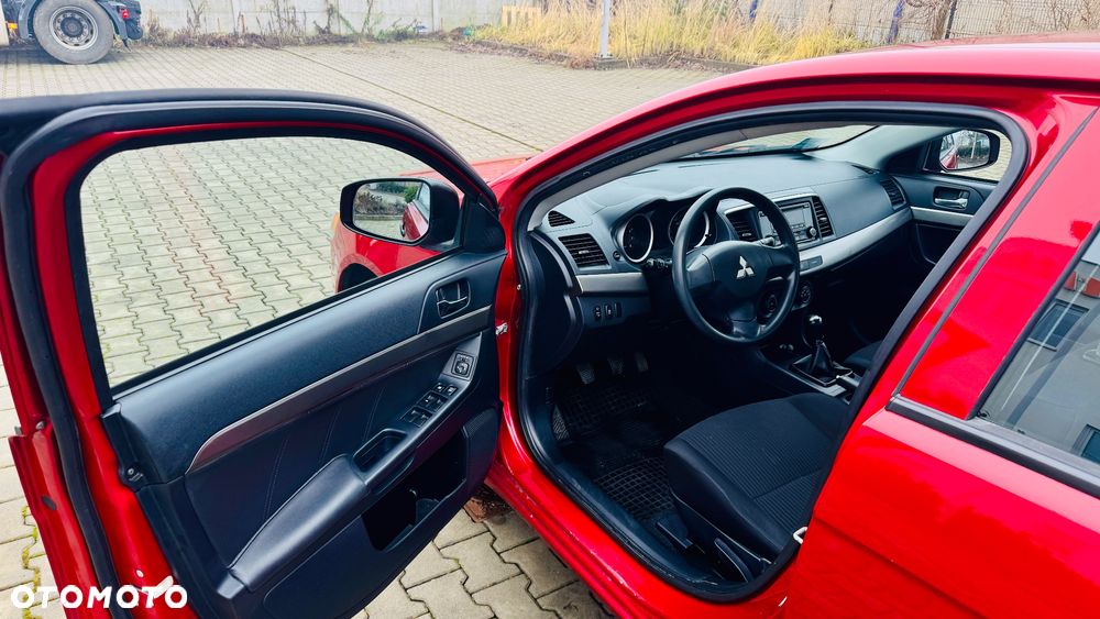 Mitsubishi Lancer - 13