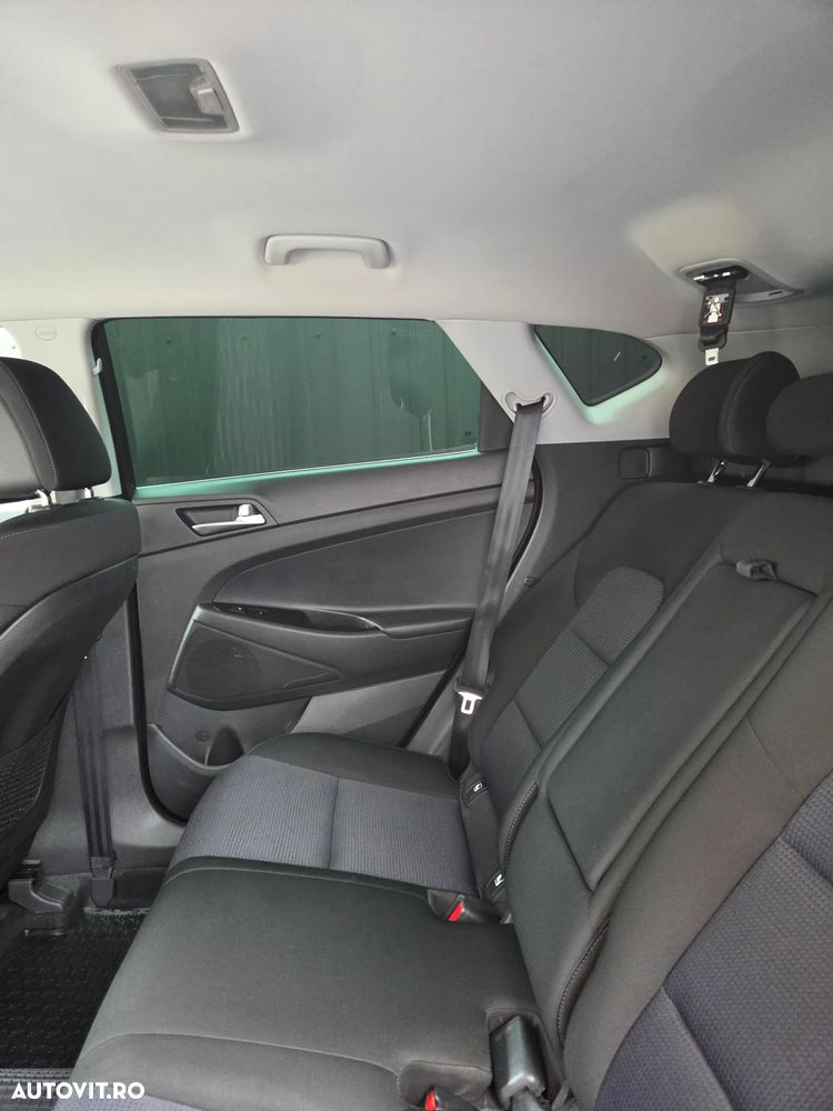 Hyundai Tucson 2.0 CRDI 4WD 6AT Premium+ - 19