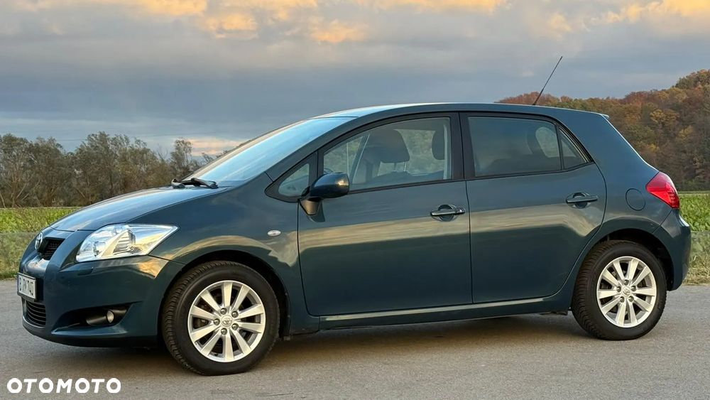 Toyota Auris 1.6 VVT-i Prestige Start - 33