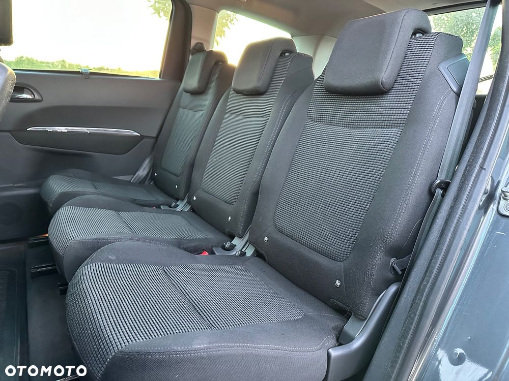 Peugeot 5008 HDI FAP 110 Business-Line - 32