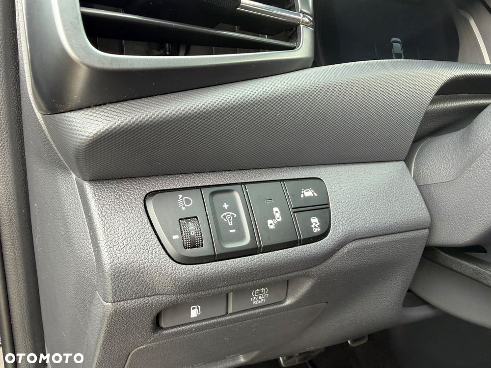 Hyundai IONIQ Hybrid Premium - 14