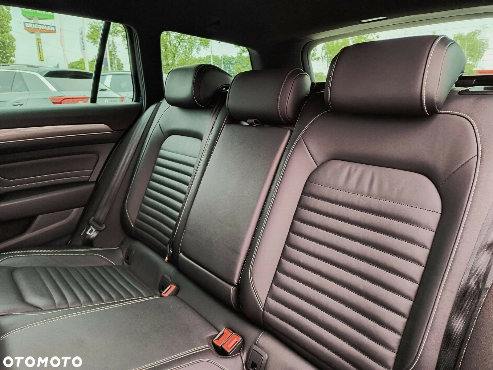 Volkswagen Passat 2.0 TDI 4Mot Elegance DSG - 25