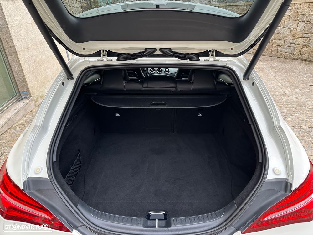 Mercedes-Benz CLA 220 d Shooting Brake AMG Line Aut. - 28