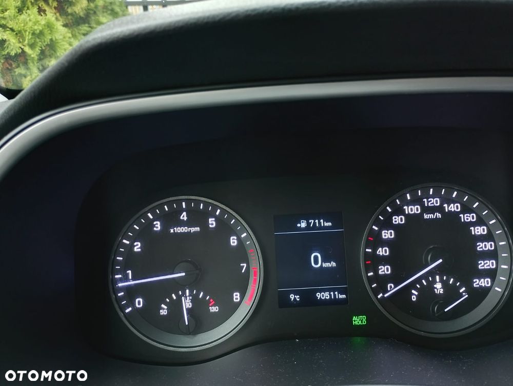 Hyundai Tucson - 8