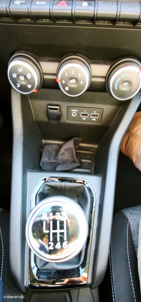 Renault Clio 1.0 TCe Limited Bi-Fuel - 8