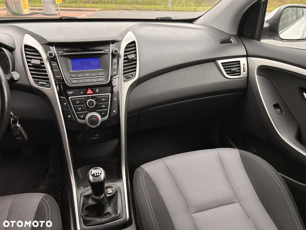 Hyundai i30 - 22