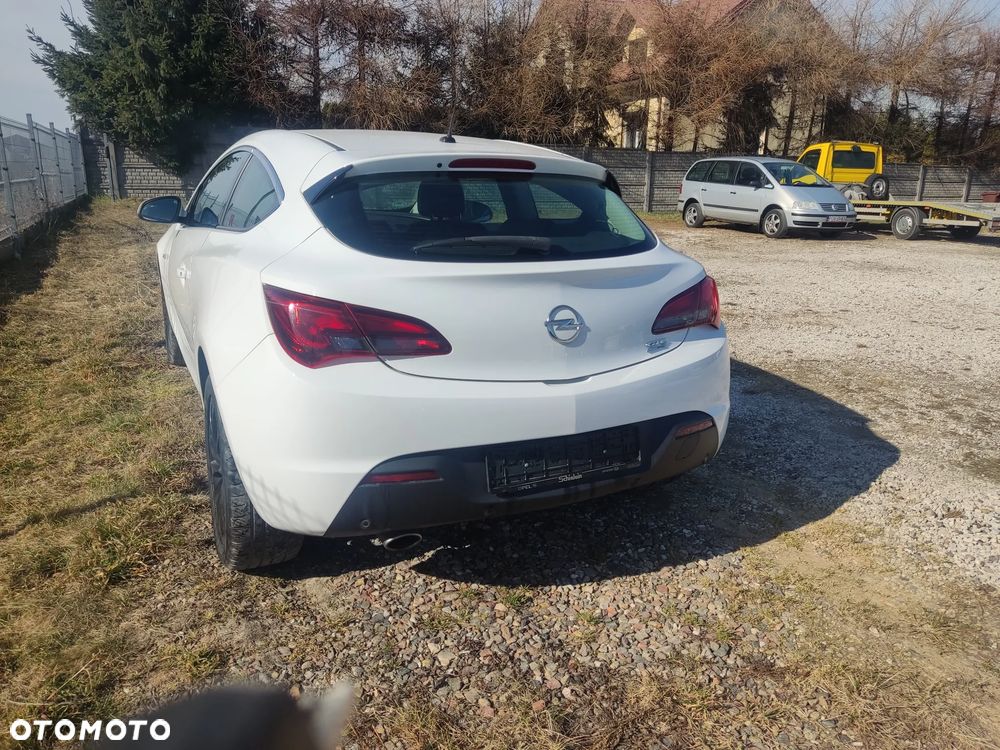 Opel Astra 1.4 Turbo - 9