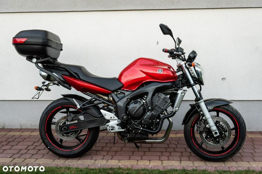 Yamaha FZ - 2