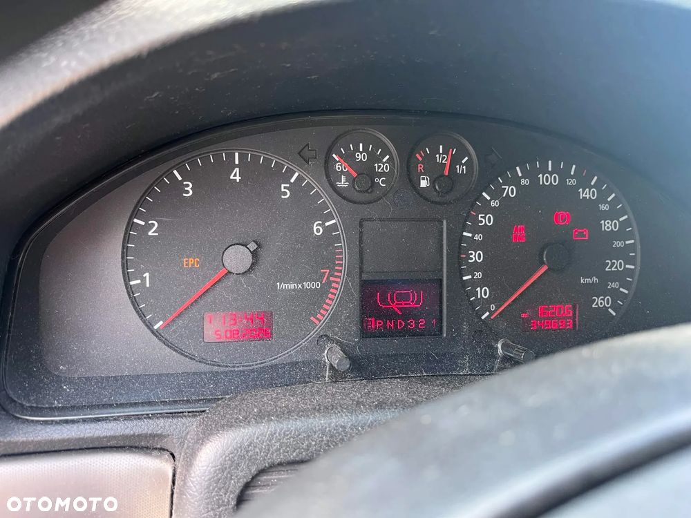 Audi A4 Avant 1.8 - 11