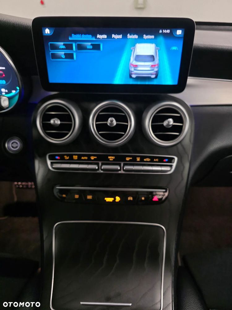 Mercedes-Benz GLC 300 de 4Matic 9G-TRONIC AMG Line Plus - 9