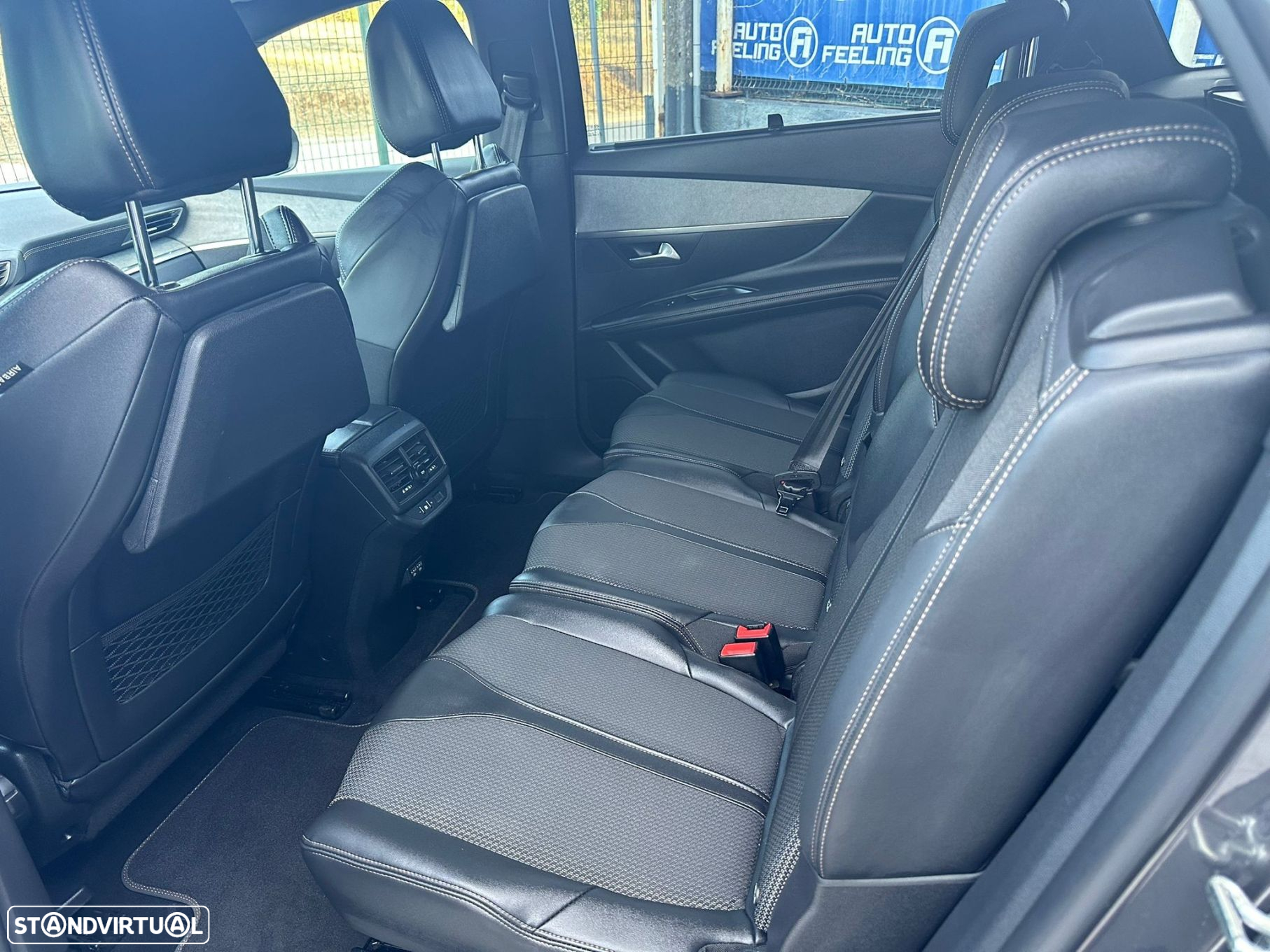 Peugeot 5008 1.5 BlueHDi GT Pack EAT8 - 28