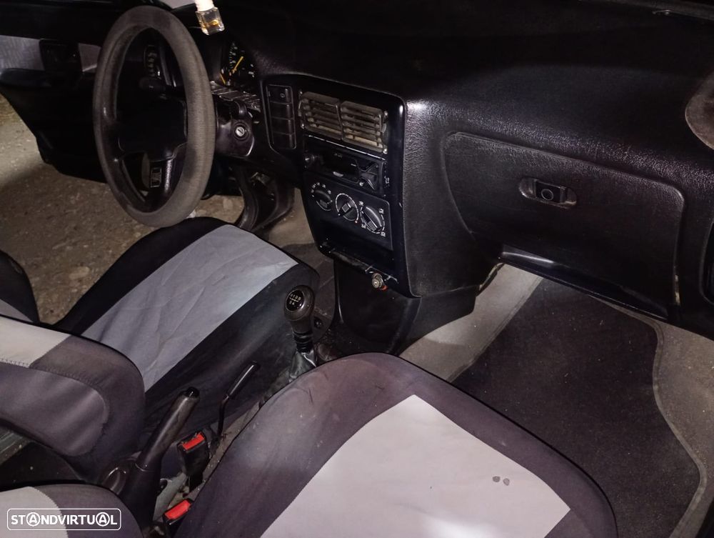 SEAT Cordoba - 1