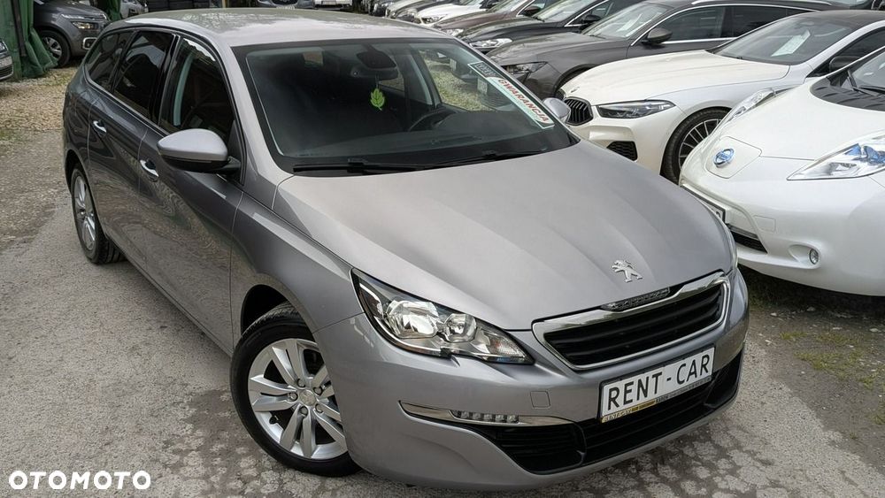 Peugeot 308 - 8