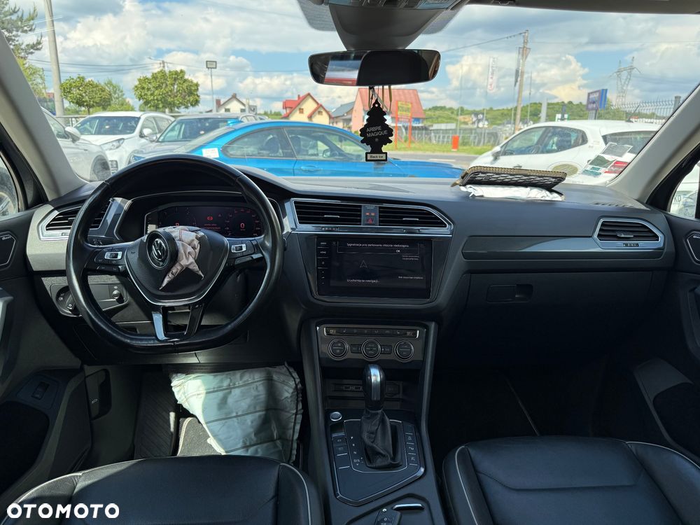 Volkswagen Tiguan - 9