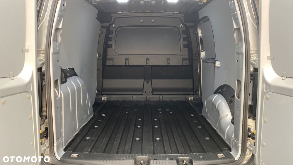 Volkswagen Caddy - 12