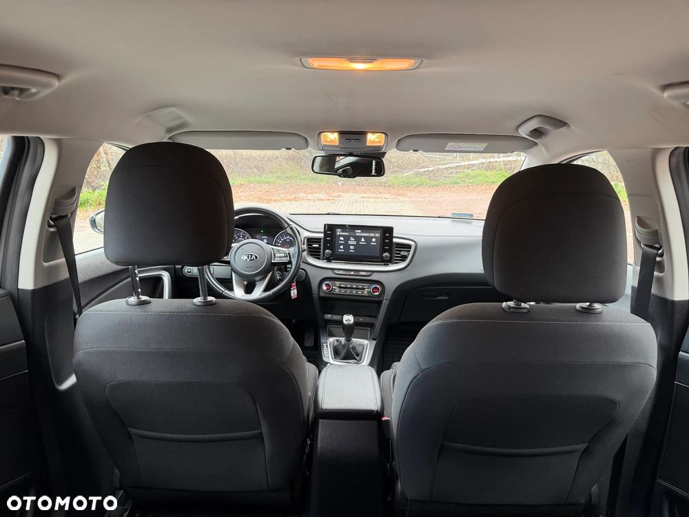 Kia Ceed 1.4 T-GDI M - 11