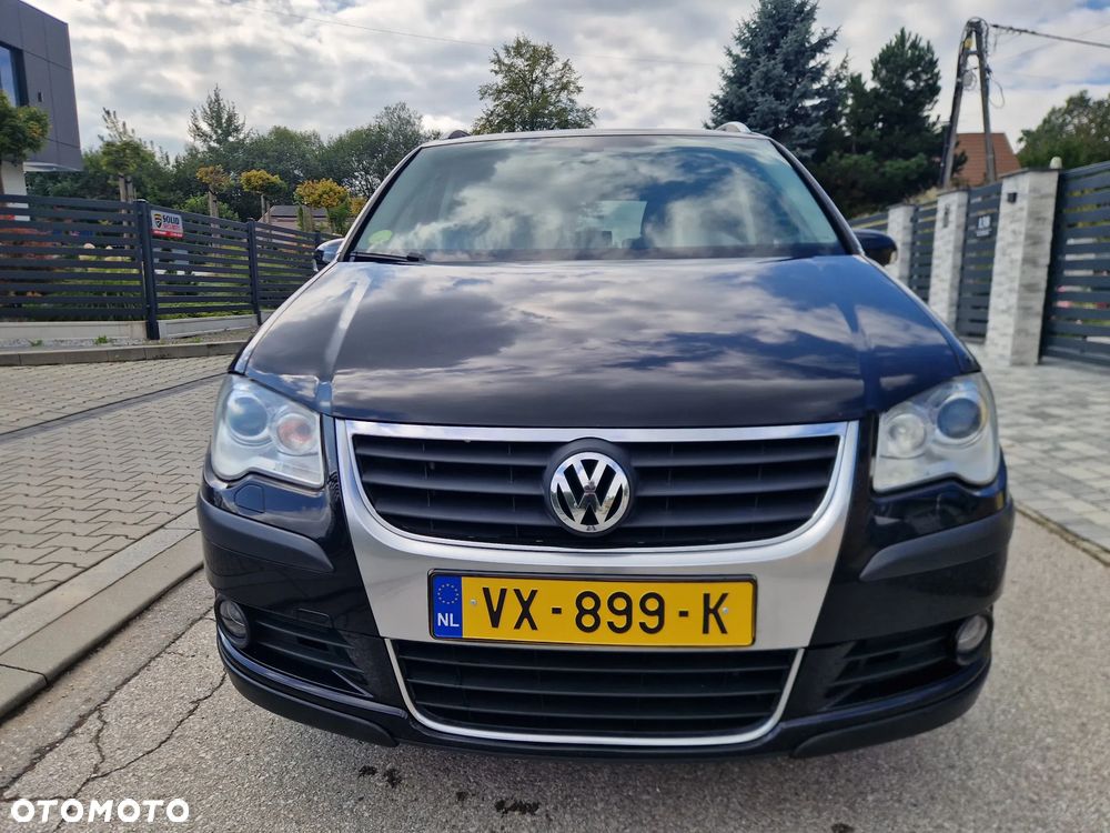 Volkswagen Touran 1.4 TSI DSG Cross - 29