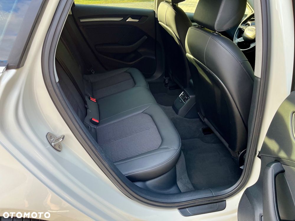 Audi A3 Sportback - 8
