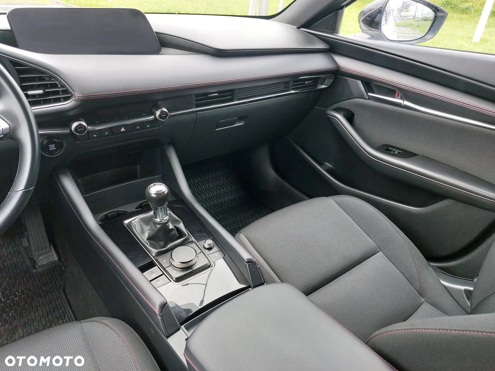 Mazda 3 e-SKYACTIV-G 150 M HYBRID HOMURA - 28