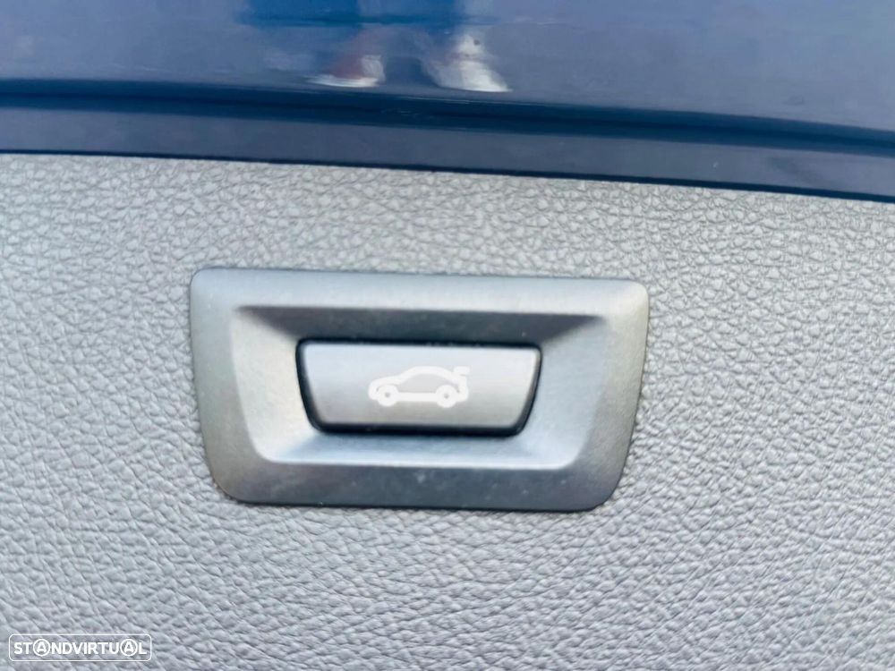 BMW 320 d Auto Pack M - 51