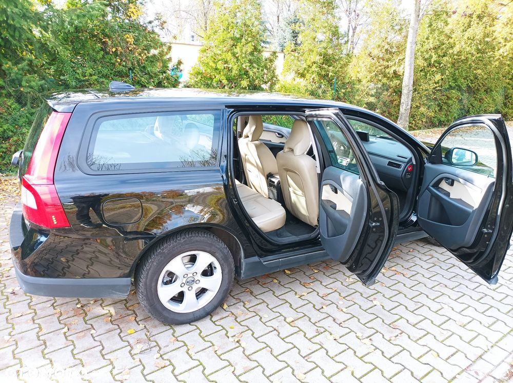 Volvo V70 2.0D Summum - 13