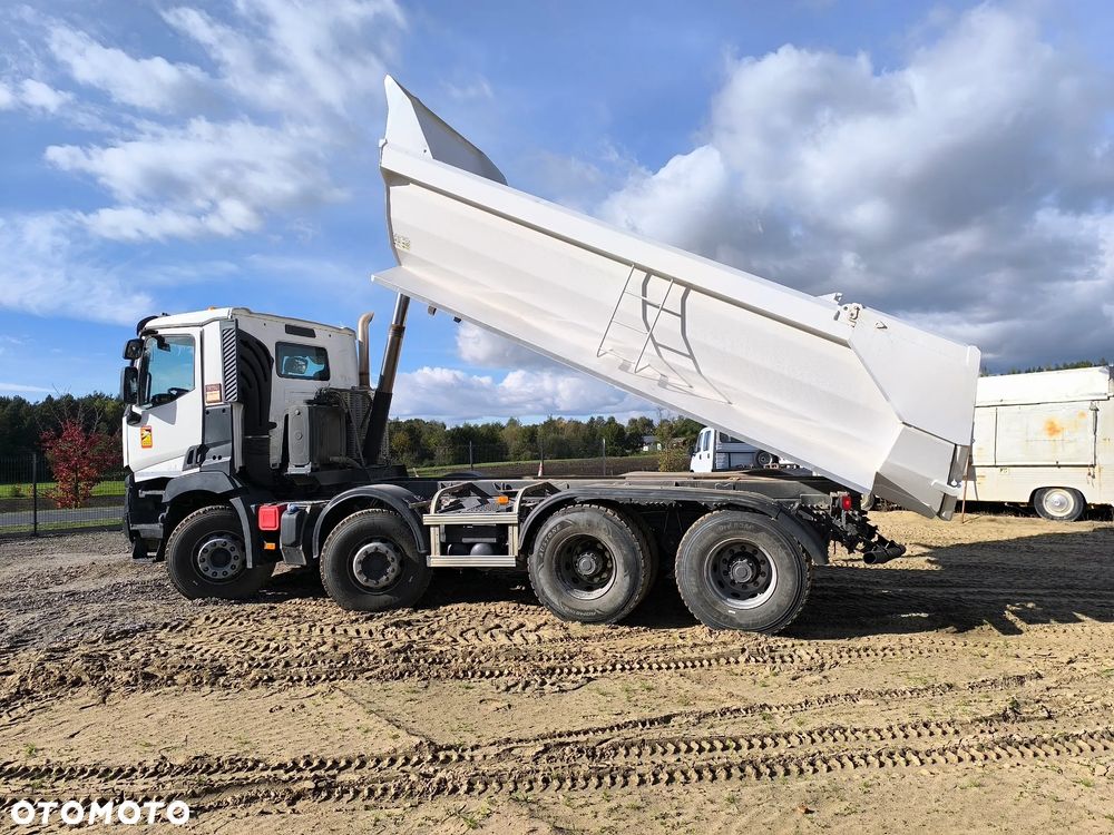 Renault C480 - 26