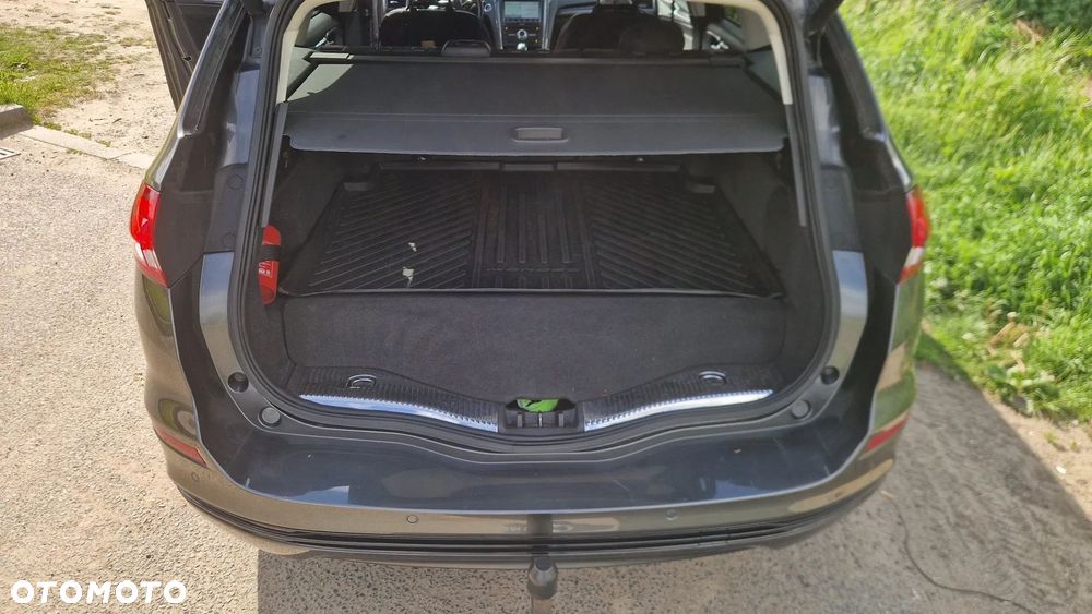 Ford Mondeo 2.0 Hybrid Executive Plus - 18