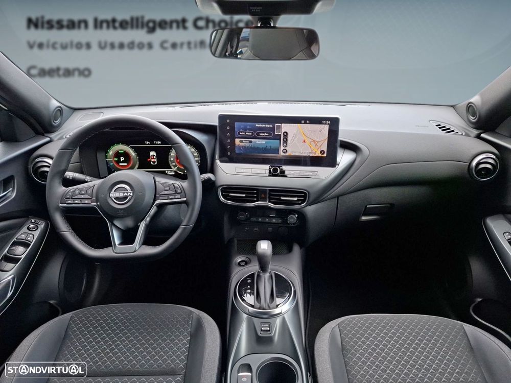 Nissan Juke 1.6 Hybrid N-Connecta Two Tone - 12