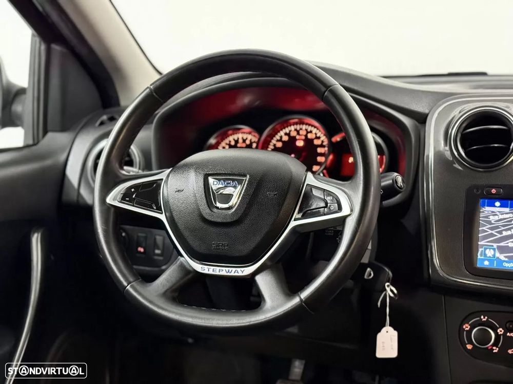 Dacia Logan MCV 0.9 TCe Stepway - 30