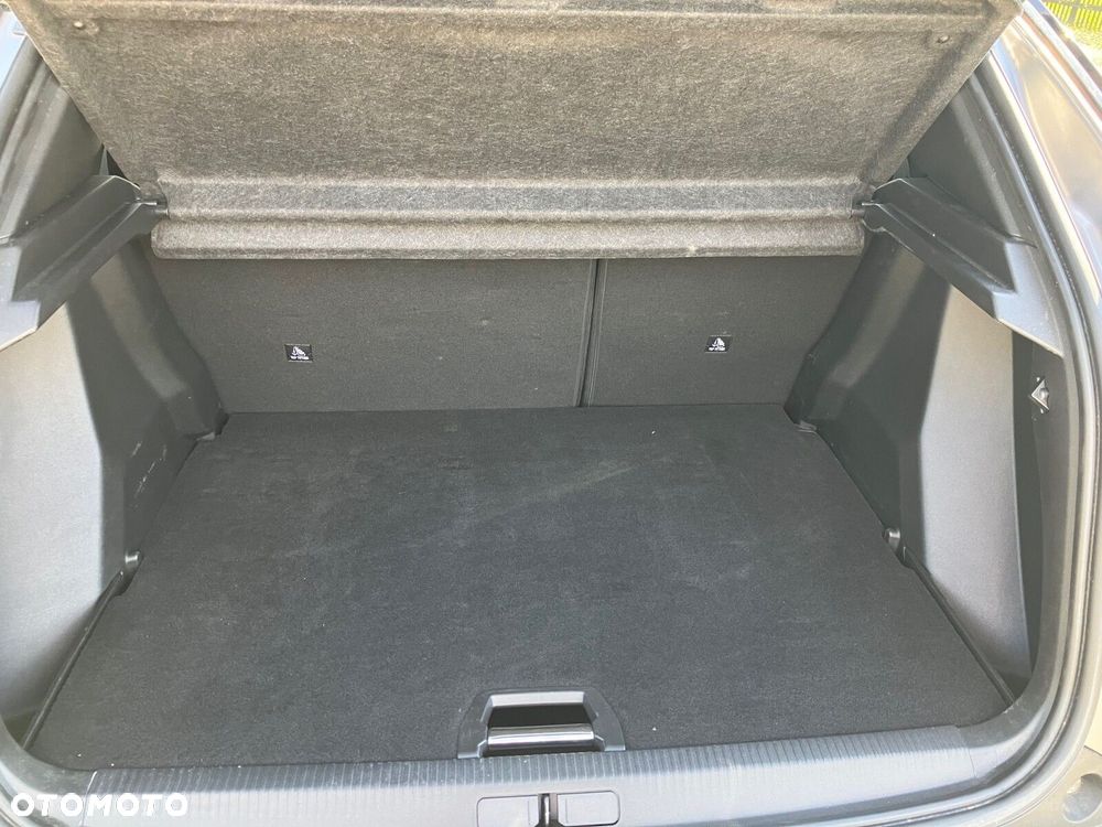 Peugeot 2008 1.2 PureTech Allure Pack S&S EAT8 - 8