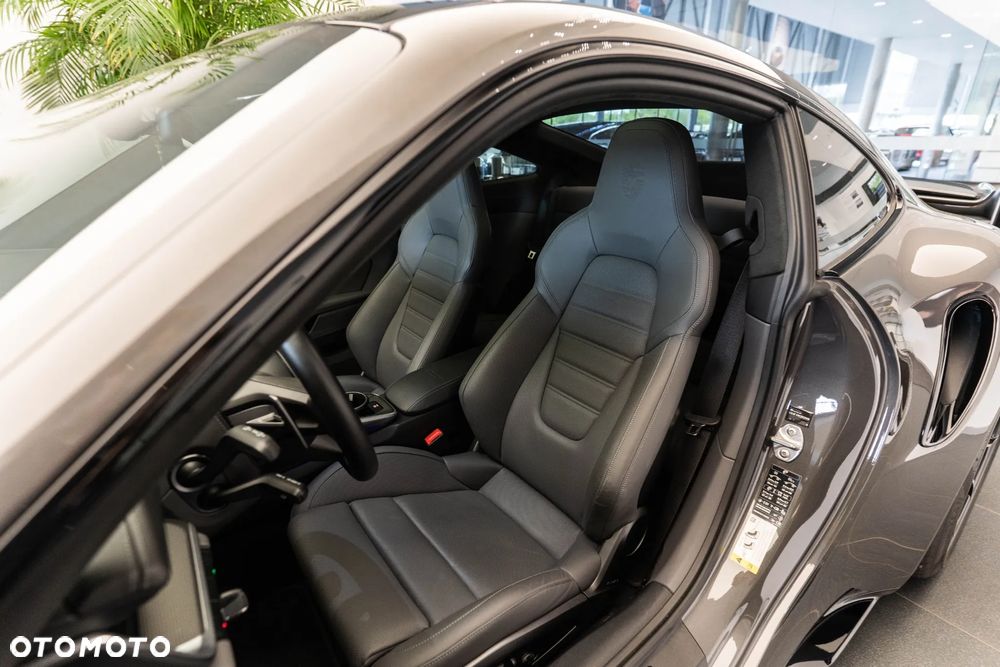 Porsche 911 Turbo S - 11