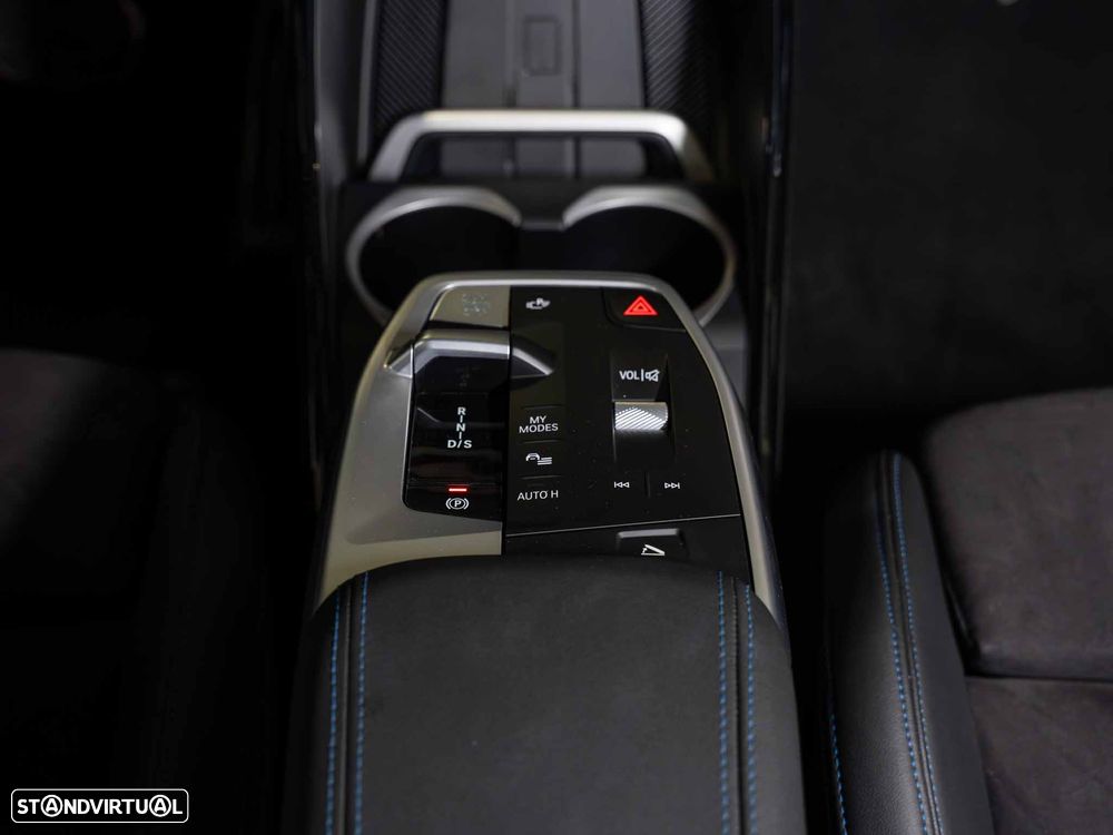BMW X2 18 d sDrive Auto Pack M - 14