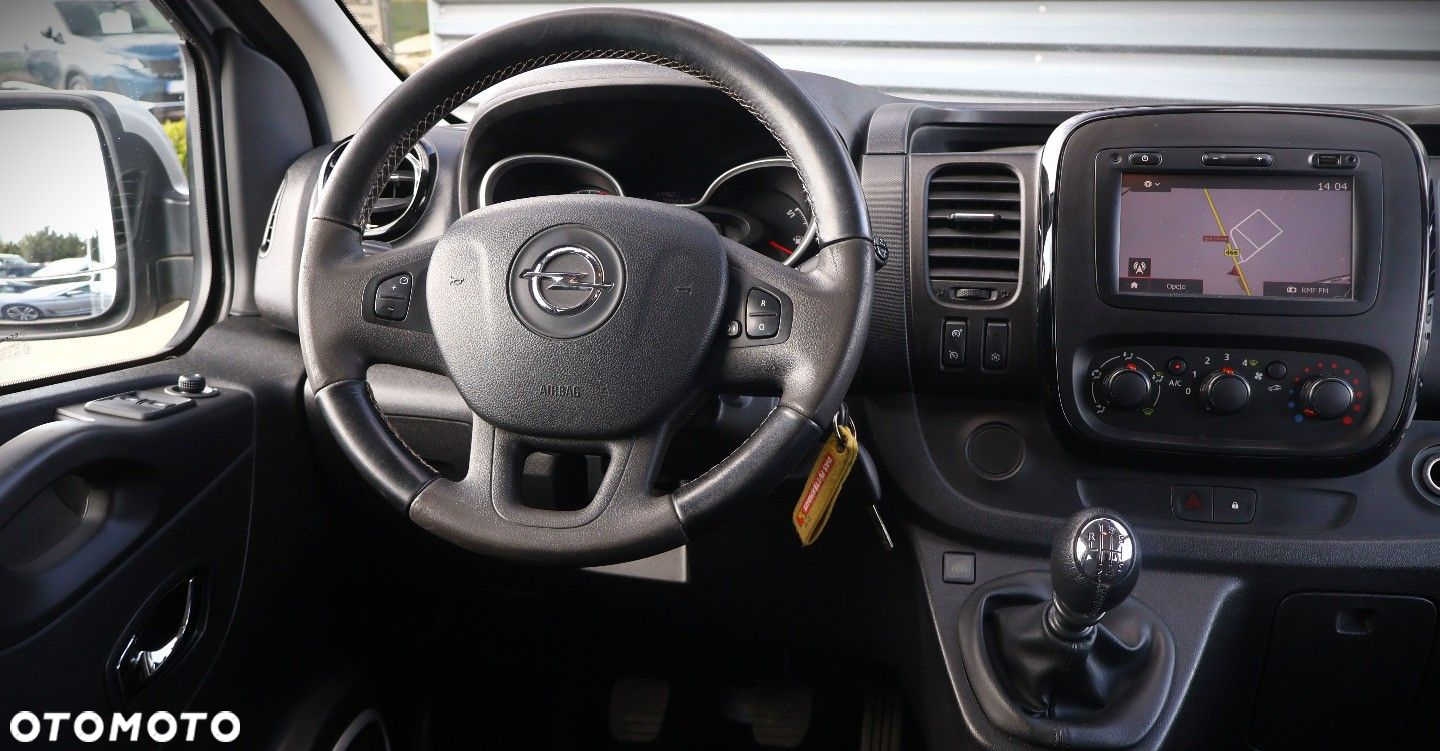 Opel Vivaro - 12