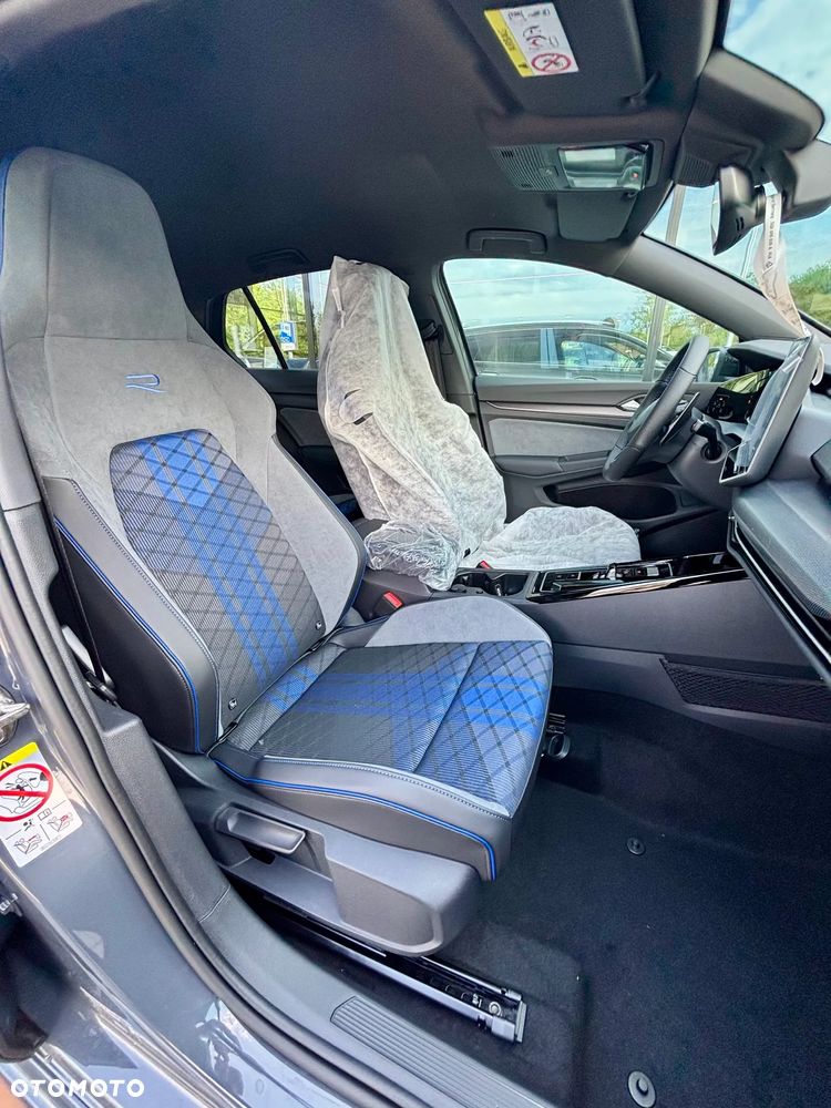 Volkswagen Golf 2.0 TSI 4Motion R DSG - 11