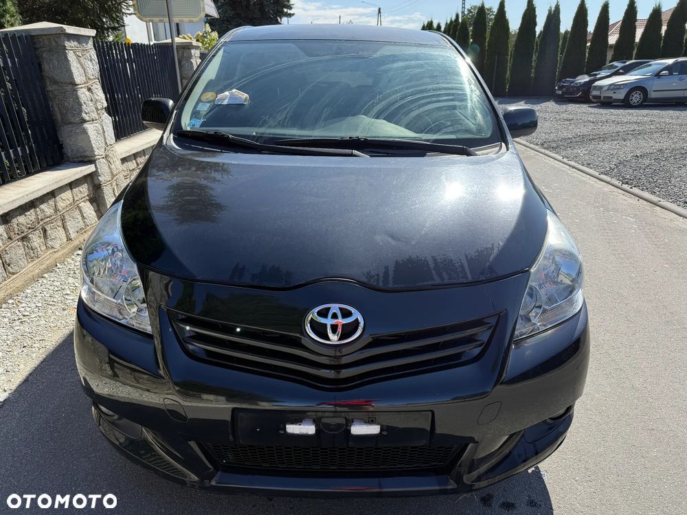 Toyota Verso Diesel Executive - 8