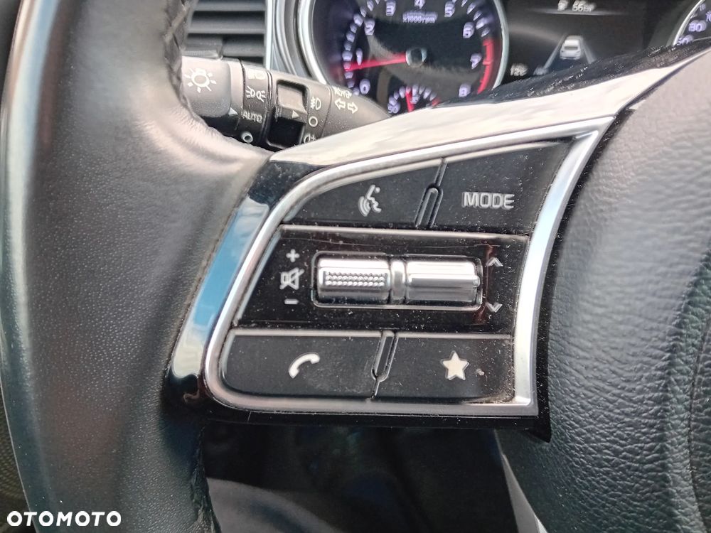 Kia XCeed - 9
