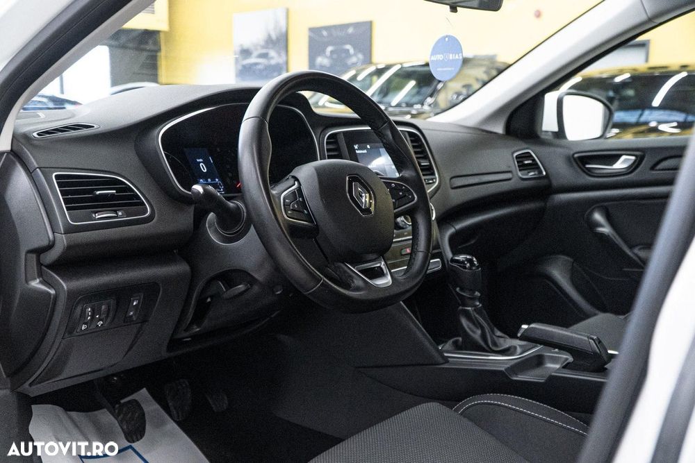 Renault Megane BLUE dCi 115 INTENS - 6