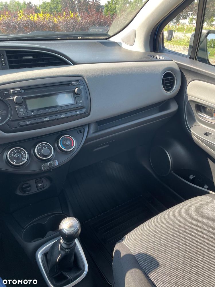Toyota Yaris 1.33 Active EU6 - 11