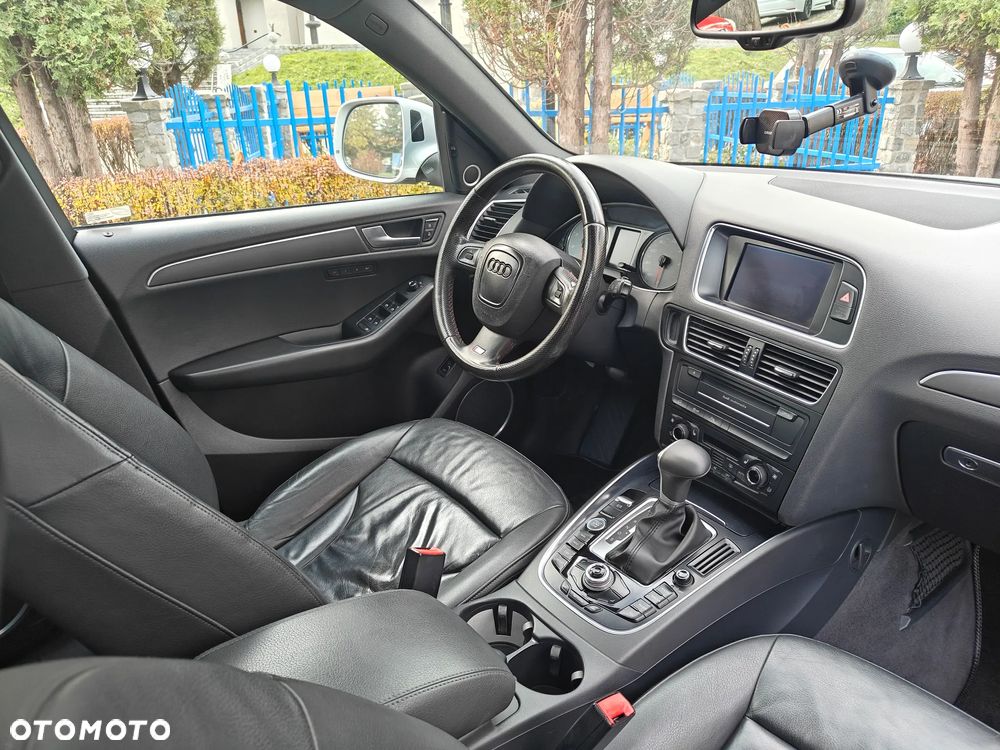 Audi Q5 3.2 FSI Quattro S tronic - 23