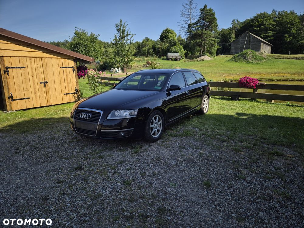 Audi A6 Avant - 1