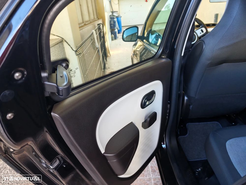 Renault Twingo E-Tech. 22 Urban Night - 8
