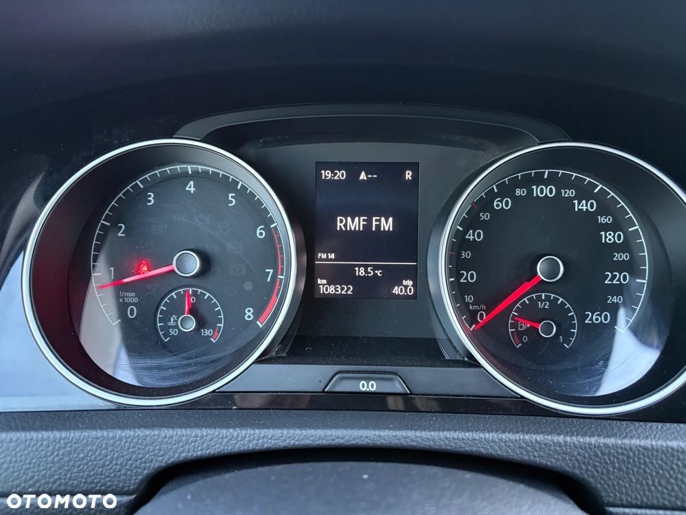 Volkswagen Golf 1.4 TSI DSG Sound - 17