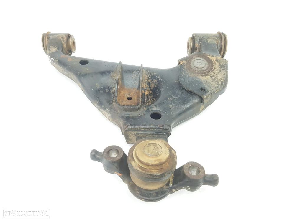 BRAÇO SUSPENSÃO INFERIOR FRENTE ESQUERDO TOYOTA HILUX KUN - 1
