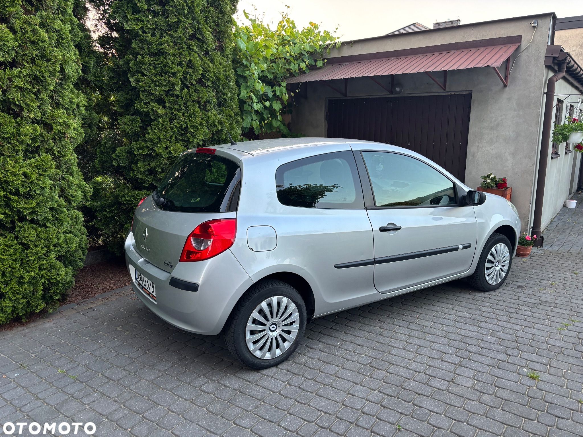 Renault Clio 1.2 16V Arctica - 1
