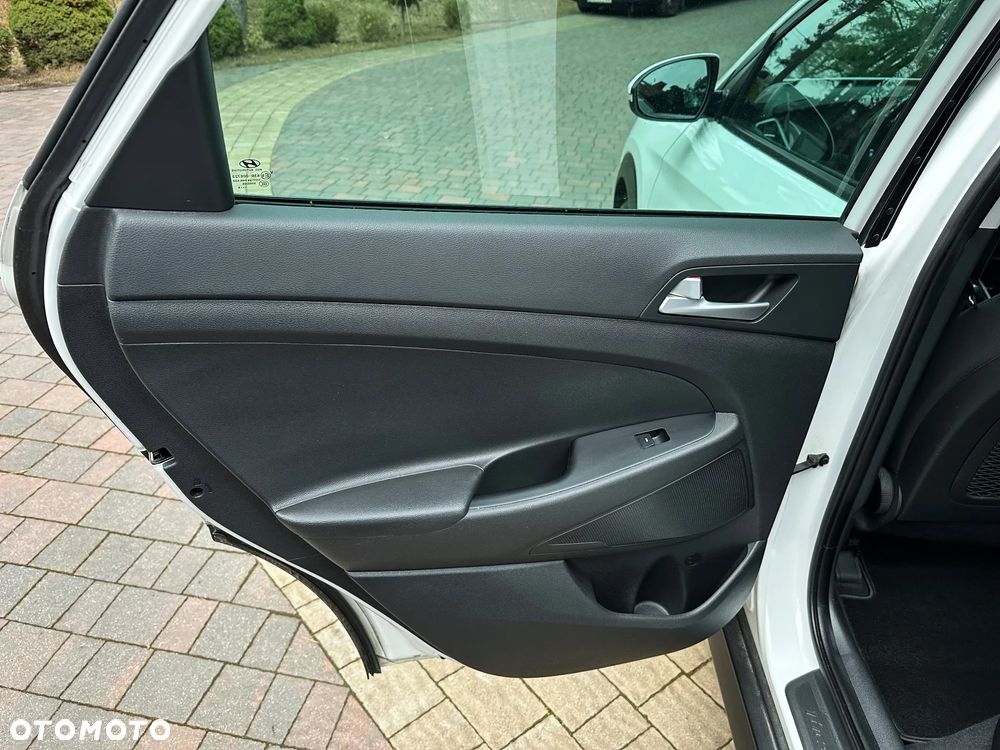 Hyundai Tucson blue 1.7 CRDi 2WD Advantage - 27