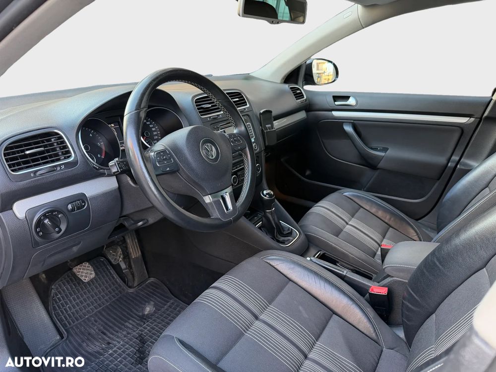 Volkswagen Golf 1.6 TDI DPF BlueMotion Technology MATCH - 10