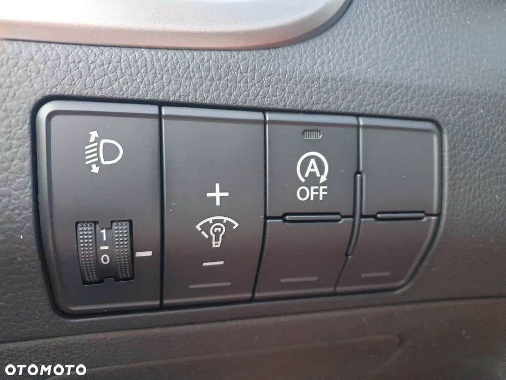 Hyundai i30 blue Kombi 1.4 Classic Navigation - 18