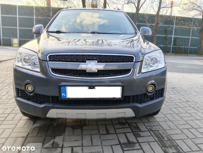Chevrolet Captiva 2.0 d Base - 4