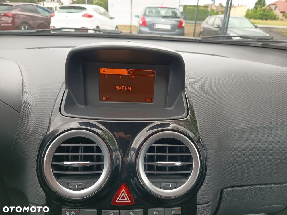 Opel Corsa 1.4 16V Active - 25